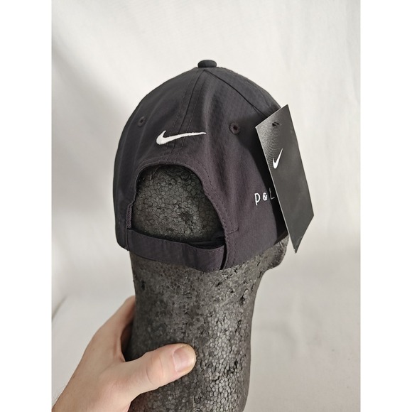 NWT Nike Golf Hat Lightweight Gray Black 247077-060 Art Deco Skyscraper Logo - Picture 3 of 12